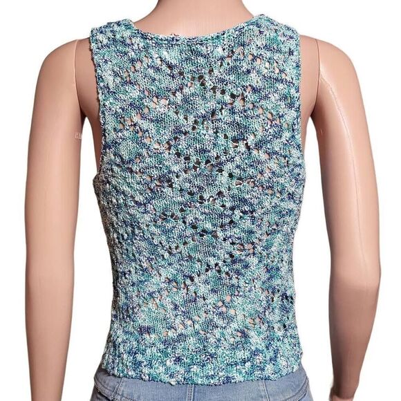 Asymmetrical crew neck water blue sleeveless crochet tank top M - Picture 4 of 7